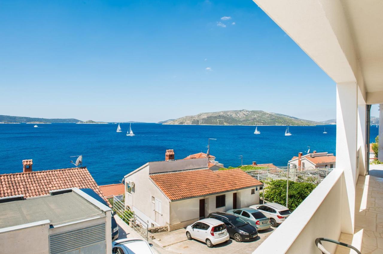 Apartmani Stine Donji Okrug (Ciovo) Exterior foto